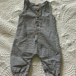 🌻 5 for $25 🌻 bundle for discount Temu baby jumper